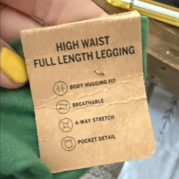 PINK. Victoria’s Secret Green Leggings - Picture 3 of 5